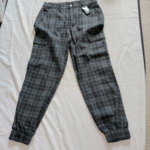 Hot Topic Cargo Jogger pants. Plaid, elastic cuff bottom, Size XL